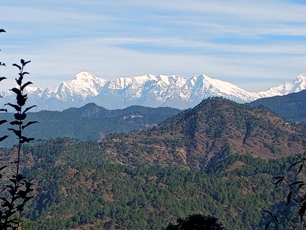 Вилла Thikalna Himalayan Retreat Алмора Экстерьер фото