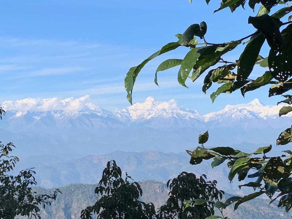 Вилла Thikalna Himalayan Retreat Алмора Экстерьер фото